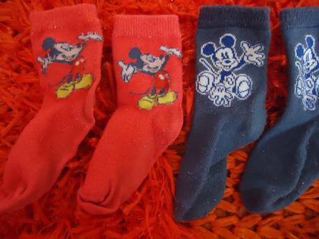 Ponožky s mickeym, 86