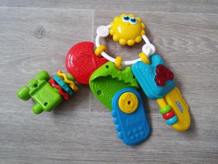 Elektronické chrastítko - klíče,