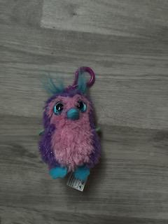 Přívěšek hatchimals,