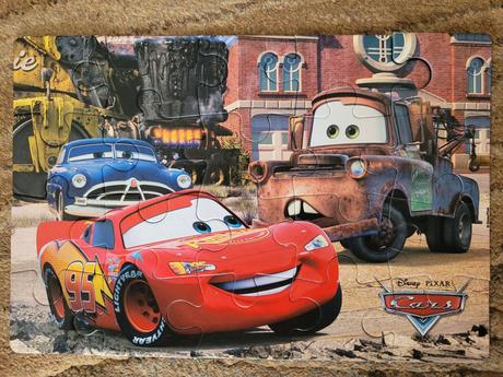 10x puzzle s bleskem mc queenem/cars,