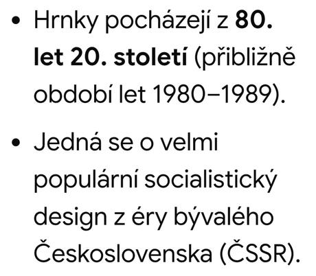 Dva hrnky s puntíky,