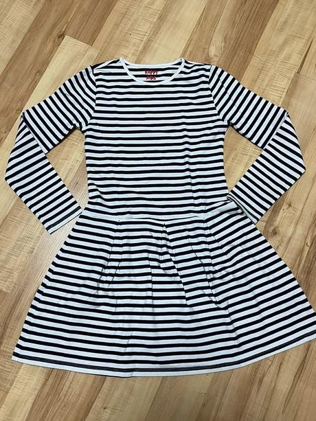 Šaty pruhované, tchibo,146