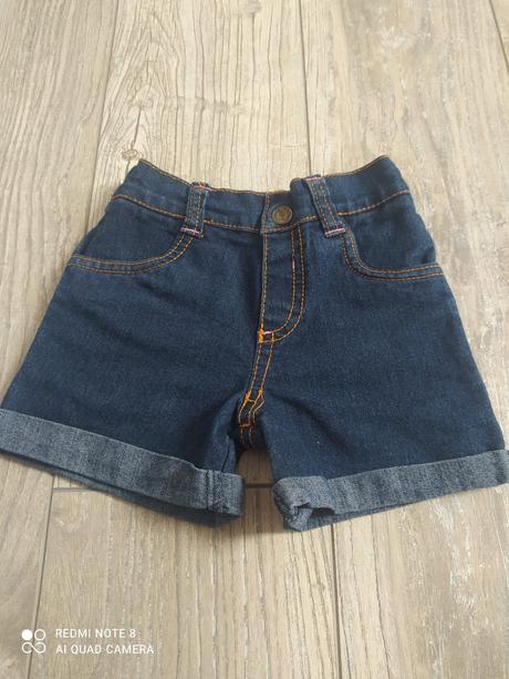 Dívčí kraťasy, 86