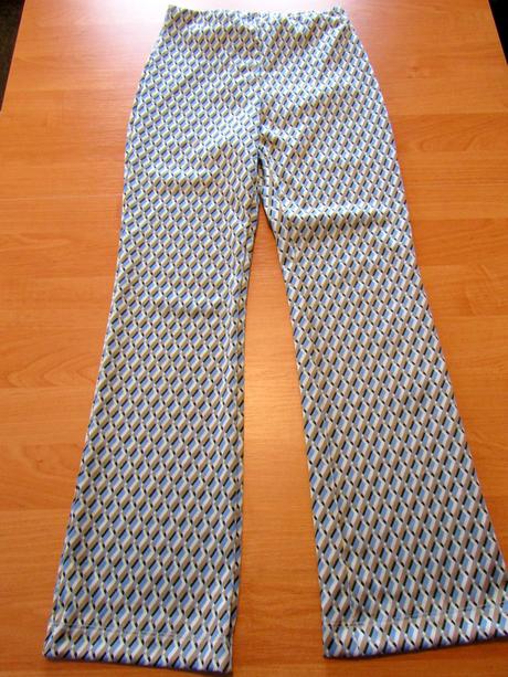 Dívčí kalhoty vel 164, calzedonia,164