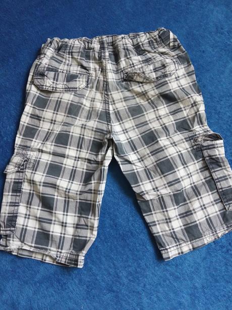 Kraťasy 10-11let, c&a,146