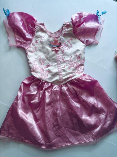 An11/ kostym - v.cca 3/4 roky, 