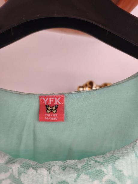 Mint šaty s krajkou 164/170, kik,164