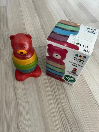 Plan toys vrstvící medvěd,