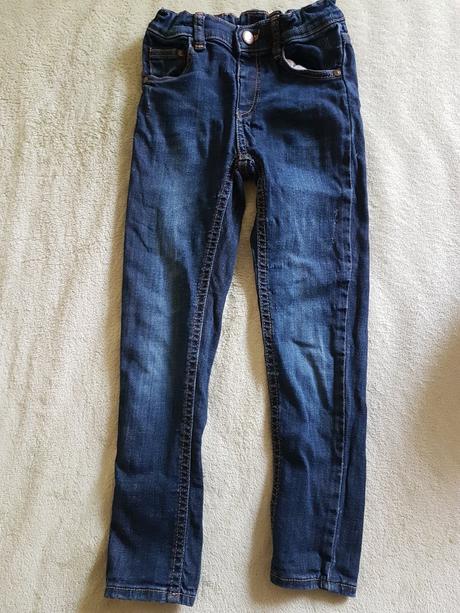 Dívčí úzké džíny na hubenou holcicku, 110