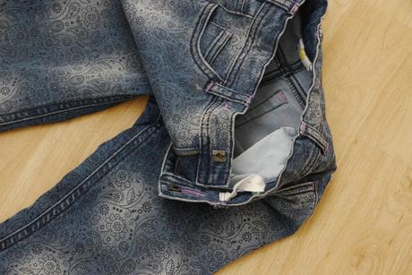 Dziny mekke prijemne se vzorem kyticek, 116