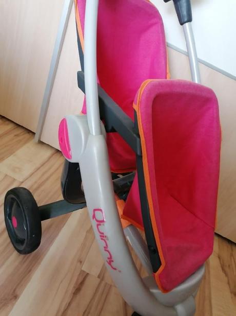 Kočárek po panenky, 