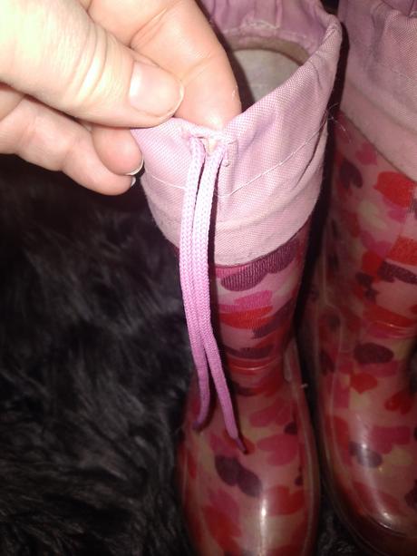 Dívčí gumáky srdíčka vel. 27, vnit.stélka 17.5 cm, 27