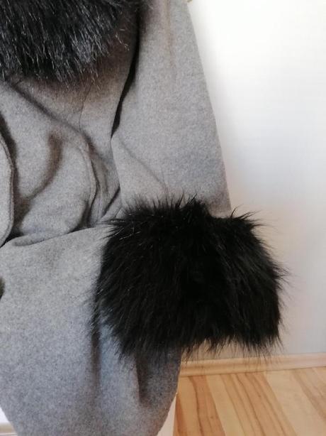 Flaušový kabát s kožešinou, s