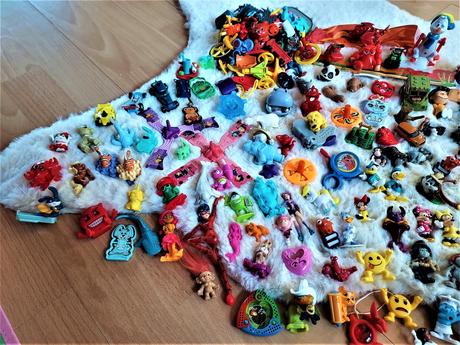 Velká sada - kinder figurky, 