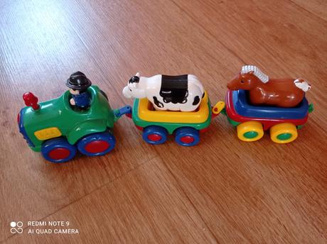 Traktůrek se zvířátky,