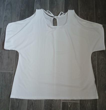 Halenka s odhalenými rameny, xl