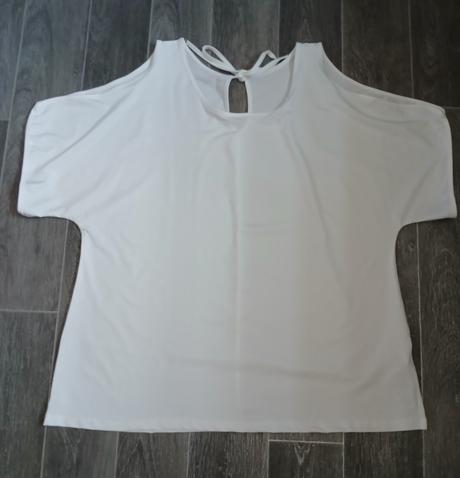 Halenka s odhalenými rameny, xl