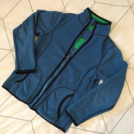 7ks v.140 oboustranná mikina tcm, nové džíny s ced, 140–152