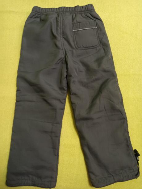 Bunda, podšité kalhoty a čepice, 110