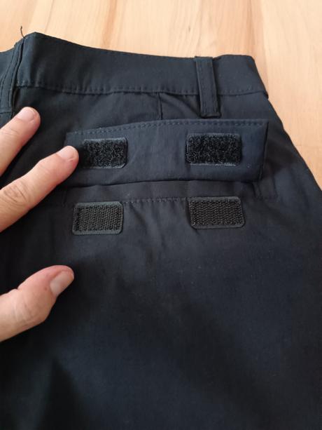 Sportovní kalhoty nenošené, 152