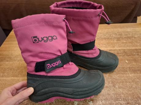 Sněhule bugga vel 33, 33