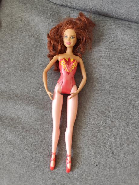 Barbie mattel sportovkyně.cena za kus, 