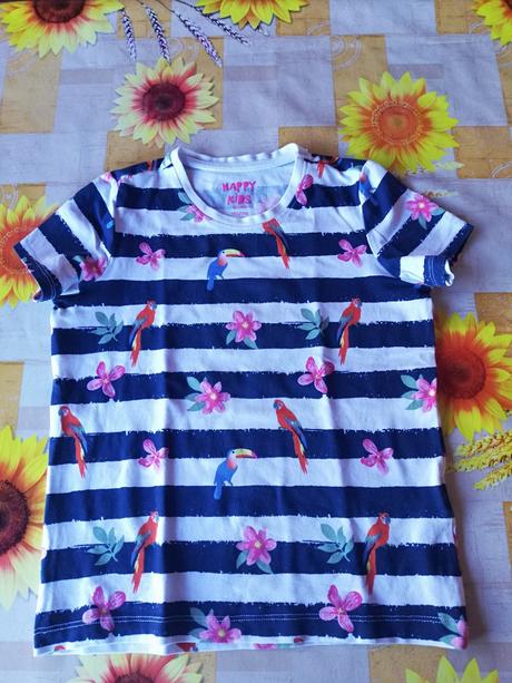 Tričko s papoušky vel. 110/116., tcm,110