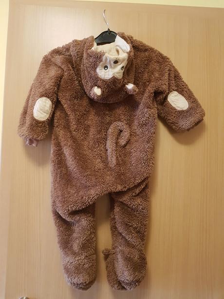 Nádherný overal značky f&f. velikost 9-12měsíců., f&f,74