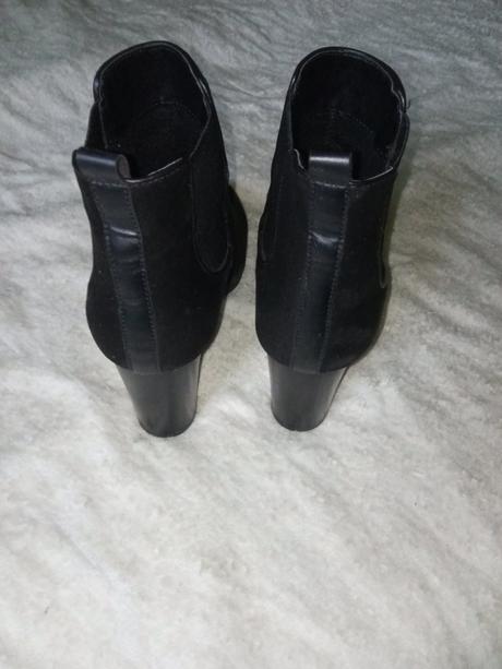 Krásné kozačky vel.40, baťa,40