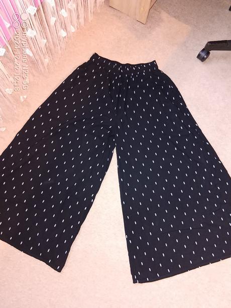 Kalhoty maxi široké zn."beloved" vel."40", 40