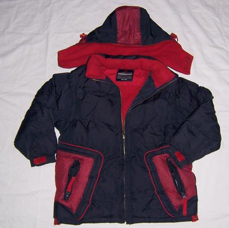 Tmavě modrá teplá bunda s odepínacími rukávy, success,134