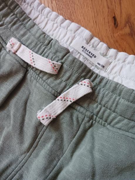 Reserved tepláky č.146 top stav, reserved,146