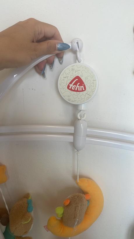 Kolotoč nad postýlku fehn, 