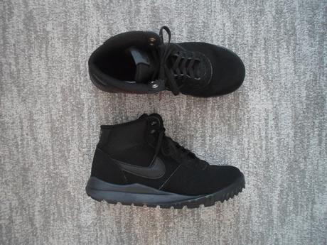 Černé kotníčkové boty tenisky botasky, nike,40