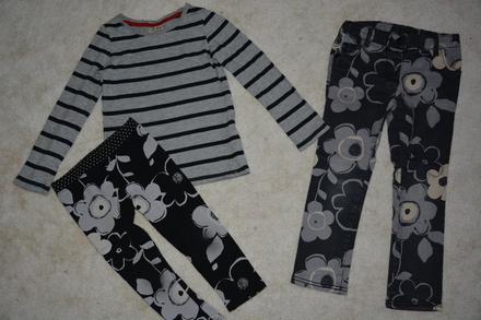 Trika, džíny a legíny s kytkama, 104–116