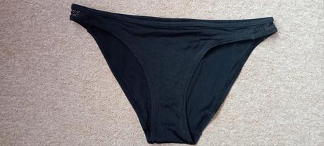 Spodní díl plavek zn."hunkemöller" vel."s", s