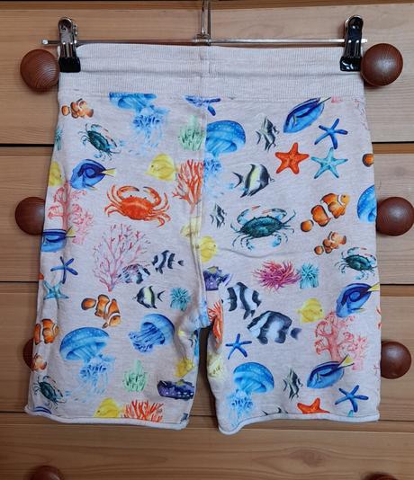 Pestré teplákové kraťasy mořský svět, h&m,140