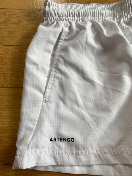 Funkční sportovní kraťasy a triko, decathlon,128