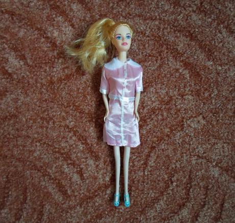 Panenka barbie sestřička,