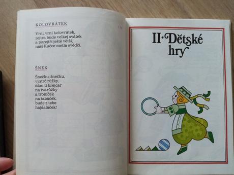 Kniha - říkej si a hraj, 