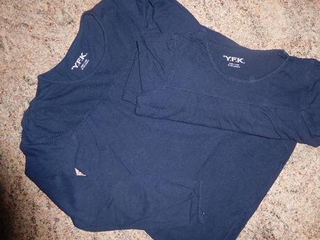 Tričko vel. 134/140 pro dvojčata, 134