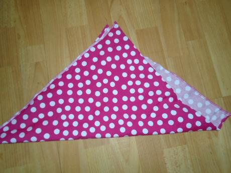 Šátek puntík 45x45 cm, 