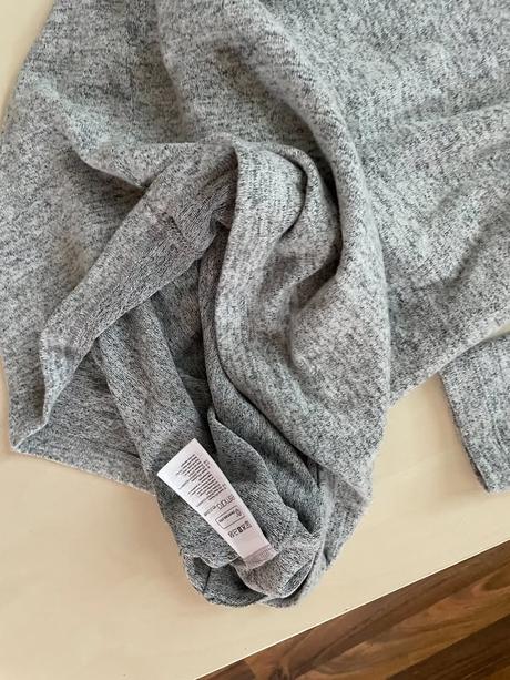 Šedé zateplené úpletové, nové šaty, vel xs/s, esma, esmara,s / xs