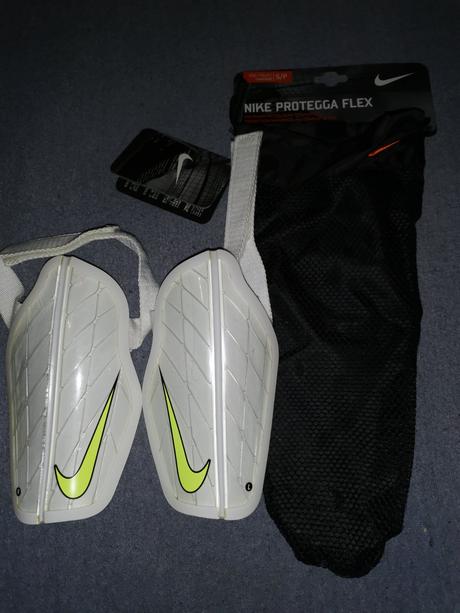 Chrániče fotbalové, 