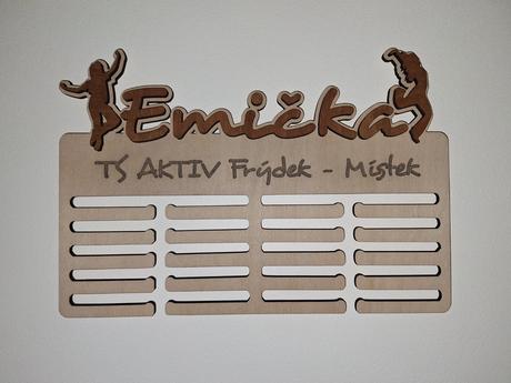 Věšák na medaile,