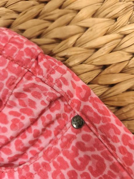 Leopardí kraťasy, kik,122