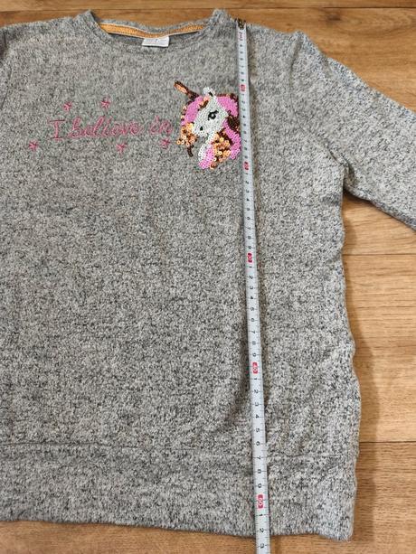 Svetr s jednorožcem, f&f,146