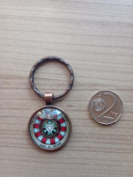 25 - klíčenka iron man, 