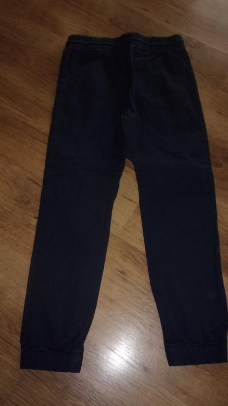 Kalhoty zn. h&m, vel. 134, h&m,134