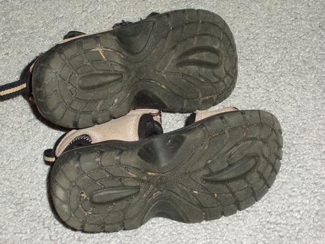 Sandálky, bären-schuhe,26